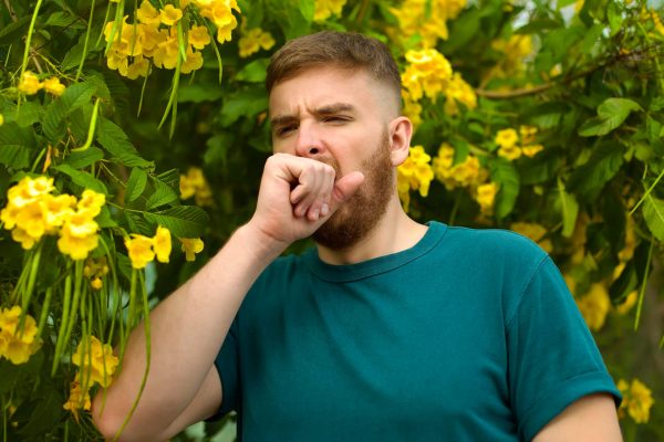 Come fare in caso di tosse allergica